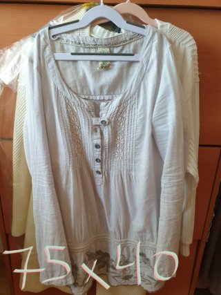 Camisola Vestido Beige y Blanco