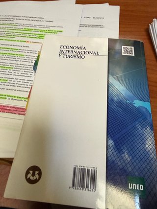 Economía Internacional Turismo Uned