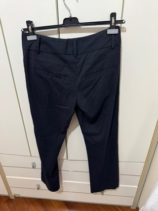 Pantalone elegante firmato Oltre di ottima qualità