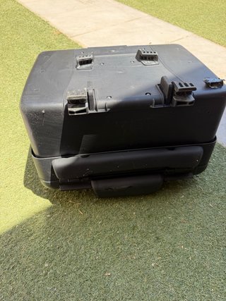 TOP CASE VARIO CON RESPALDO, CERRADURA Y LLAVE BMW