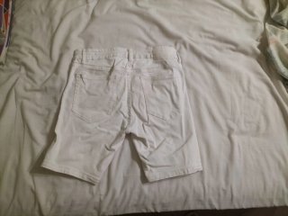 Pantalones cortos vaqueros blancos rotos hombre