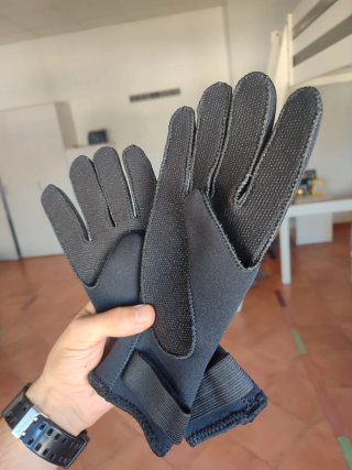 Guantes de neopreno