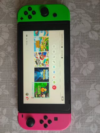 Nintendo Switch Verde y Rosa
