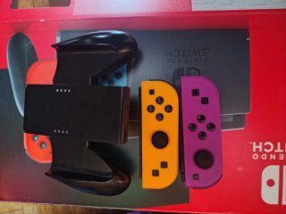 Nintendo Switch Verde y Rosa