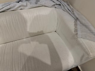 Sofá de piel blanco