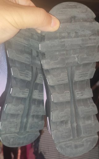 Tênis Adidas 33 em bom estado
