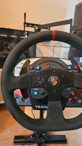 Lote Simracing Thrustmaster TS-XW + Extras