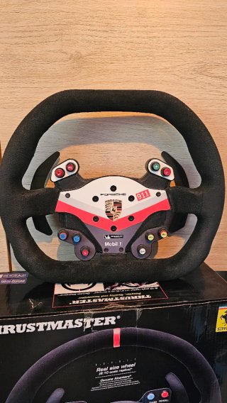 Lote Simracing Thrustmaster TS-XW + Extras