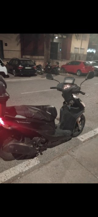 Honda Scooter Negra Automática