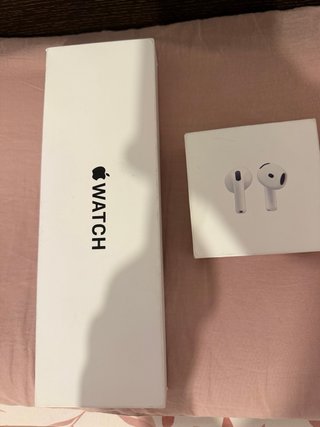 Apple Watch SE 3 y AirPods 3 lote de las dos cosas