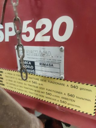 Sembradora monograno maíz y pipa gaspardo