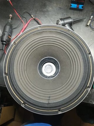 Reparación y mantenimiento de equipos electrónicos