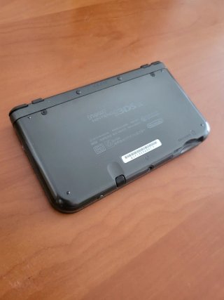 Nuovo Nintendo 3DS LL Nero + Accessori