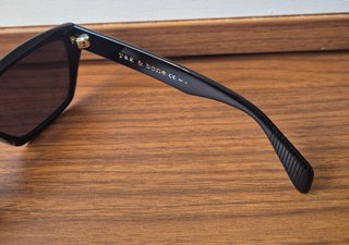 Gafas de sol Rag & Bone Negras