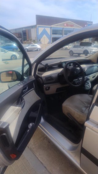 Peugeot 807 2005