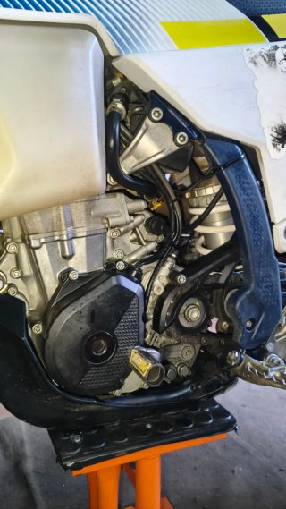 Moto Enduro Husqvarna FE450