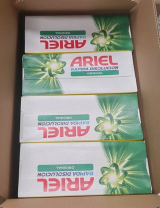 Ariel Detergente Polvo 30 Lavados 1.95kg