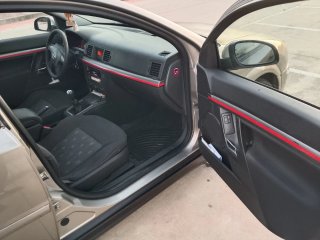 Opel Vectra 2005
