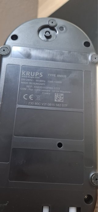 Cafetera Nespresso Vertuo XN920 Krups