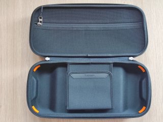 Custodia Spigen Rugged Armor Pro per Steam Deck (LCD/OLED)