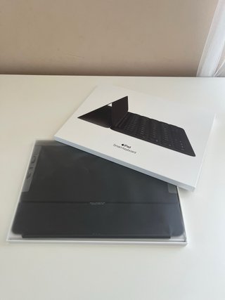 iPad 7 + Smart Keyboard Apple