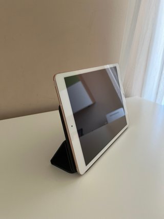 iPad 7 + Smart Keyboard Apple