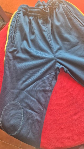 Pantalón chándal Helade azul y amarillo