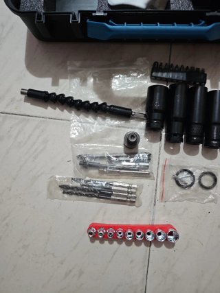 Pistola de impacto brushless 300nm con maletín