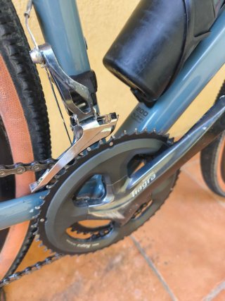 Trek Checkpoint AL 4