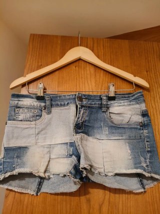 Shorts vaqueros patchwork desgastados
