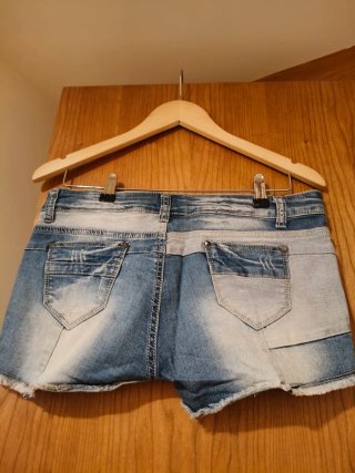 Shorts vaqueros patchwork desgastados