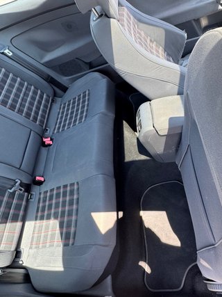Volkswagen Golf 2004