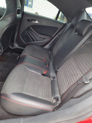 Mercedes-Benz CLA 250 AMG Line