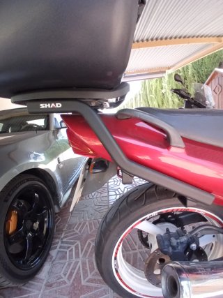 Baúl con Soporte Moto Shad