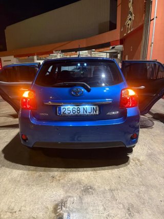 Toyota Auris 2012