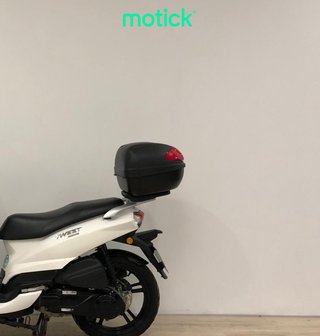 PEUGEOT TWEET 125 (BAUL) (IVA DEDUCIBLE)