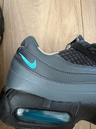 Zapatillas Corteiz Negras y Verdes