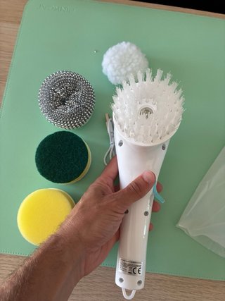 Cepillo Eléctrico Recargable 5 en 1 NUEVO