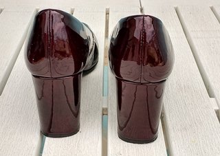 Zapatos Hispanitas Vino Tinto Talla 39