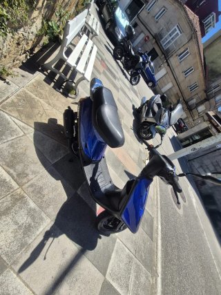 Yamaha Jog R Azul