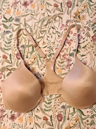 Sujetador con cierre delantero beige