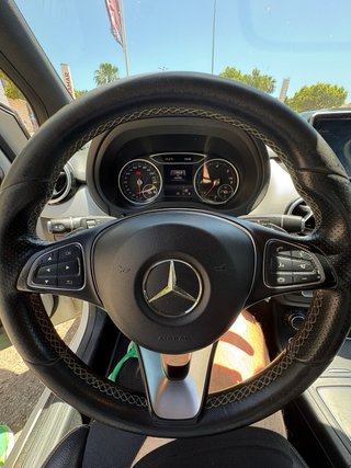 Mercedes-Benz Clase B 180 D