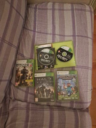 Xbox 360  3 controles 5 juegos (Negociable)