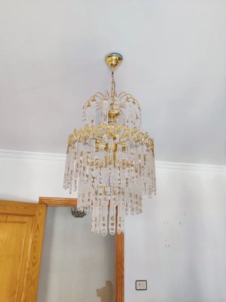 Lámpara de salón/dormitorio dorada en Guadix
