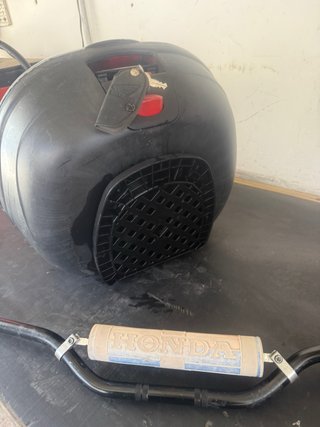 Bauletto e manubrio Honda