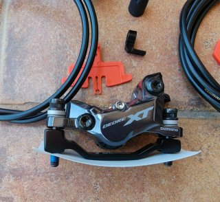 Frenos Shimano Deore XT M8100 Nuevos