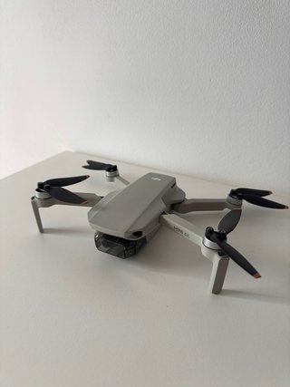 Dron DJl Mini 4k