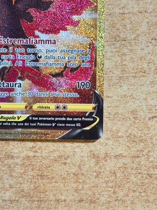 Moltres V di Galar 183/172 Astri Lucenti