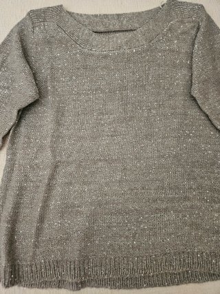 Jersey gris con lentejuelas