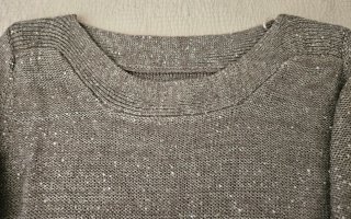 Jersey gris con lentejuelas